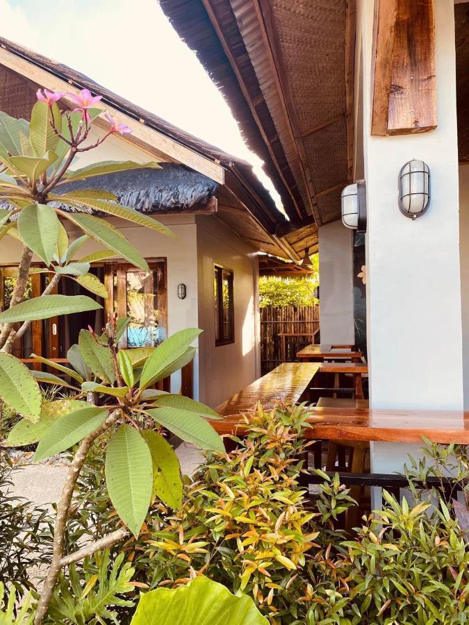 Matam-Is Cafe & Homestay General Luna  Exterior foto